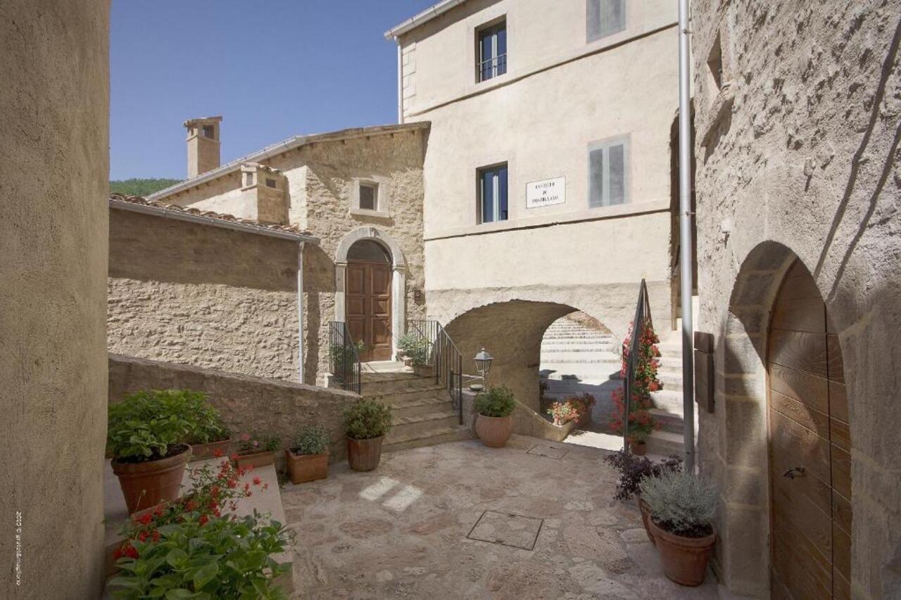Castello Di Postignano Hotel Sellano Exterior photo